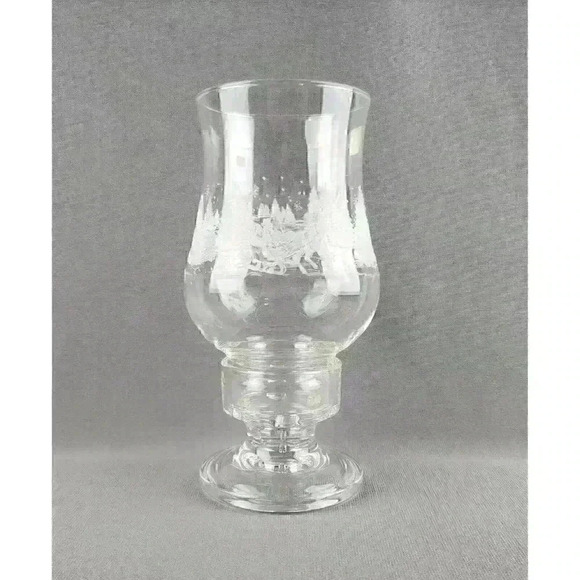 Luminarc Crystal Vintage Christmas Holiday Winter Scene Candle Hurricane Lamp - Picture 2 of 7